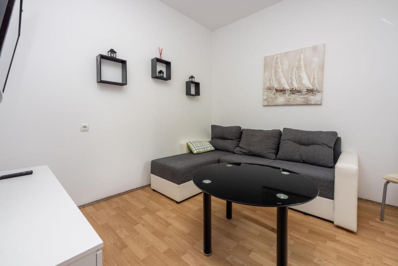 Apartments Lilin Crikvenica Εξωτερικό φωτογραφία